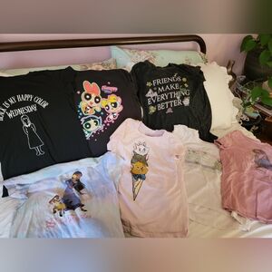 Graphic T-Shirts Bundle. Size 8/10